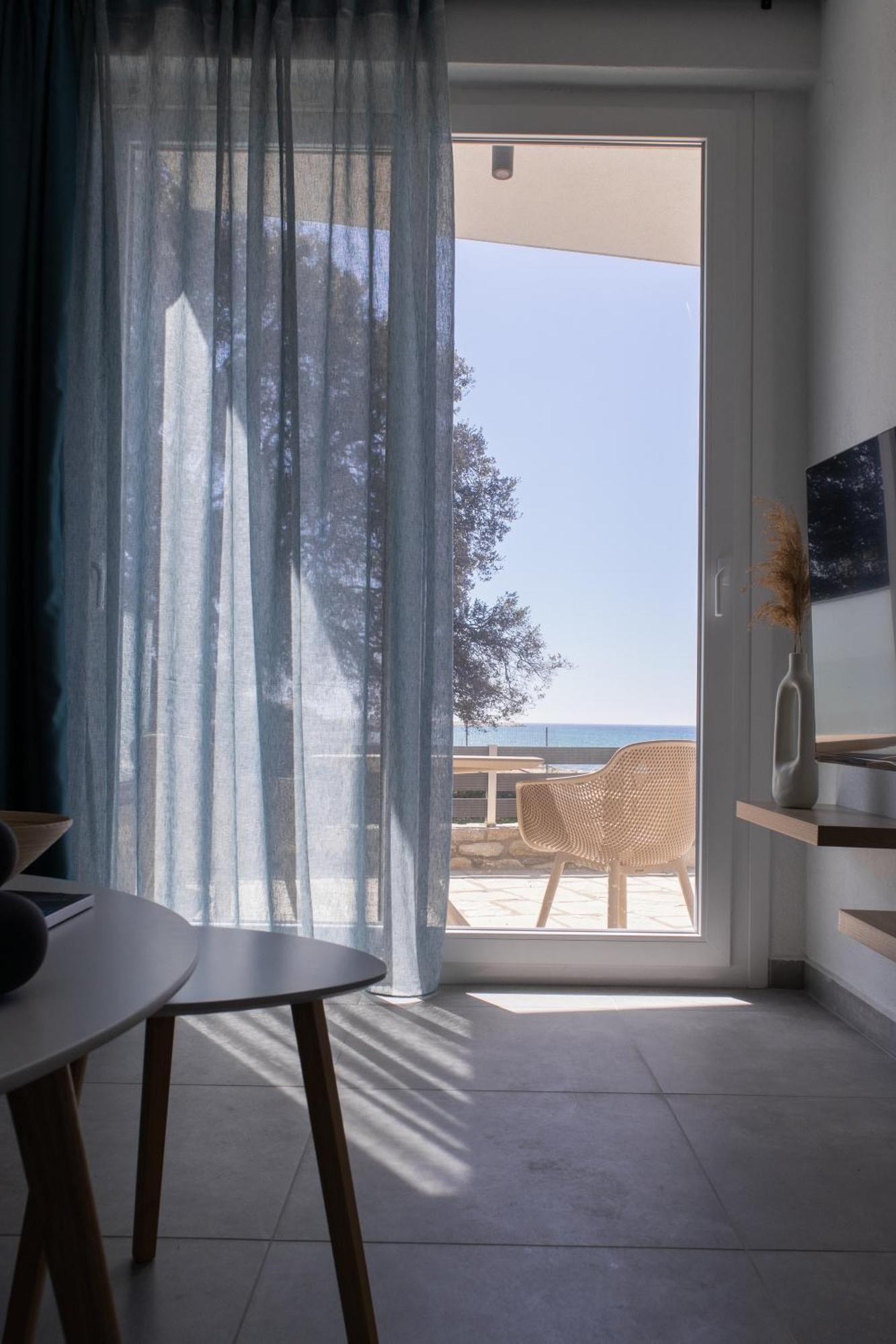 Olive & Sea Luxury Suites Skala Sotiros Extérieur photo