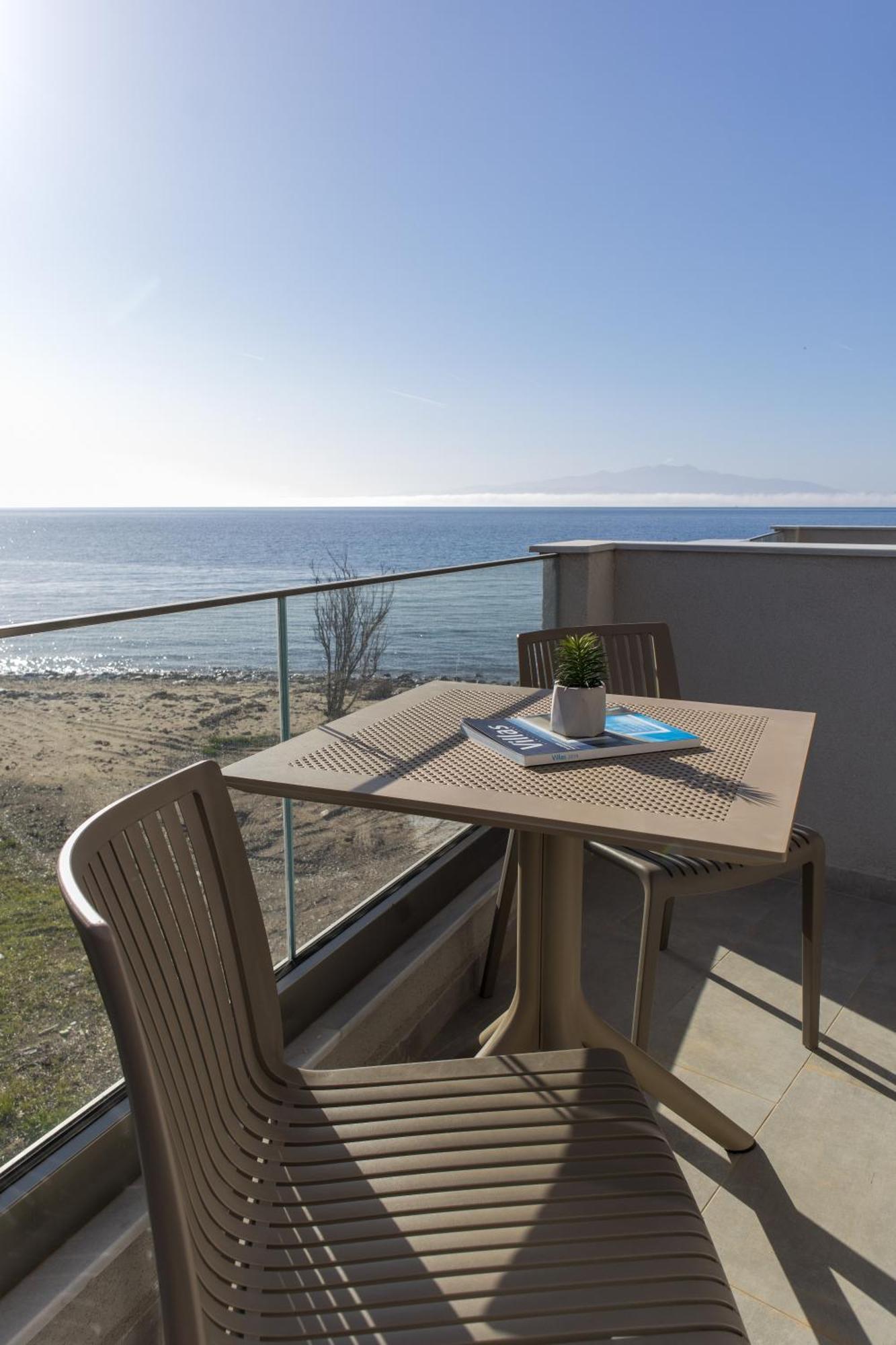 Olive & Sea Luxury Suites Skala Sotiros Extérieur photo