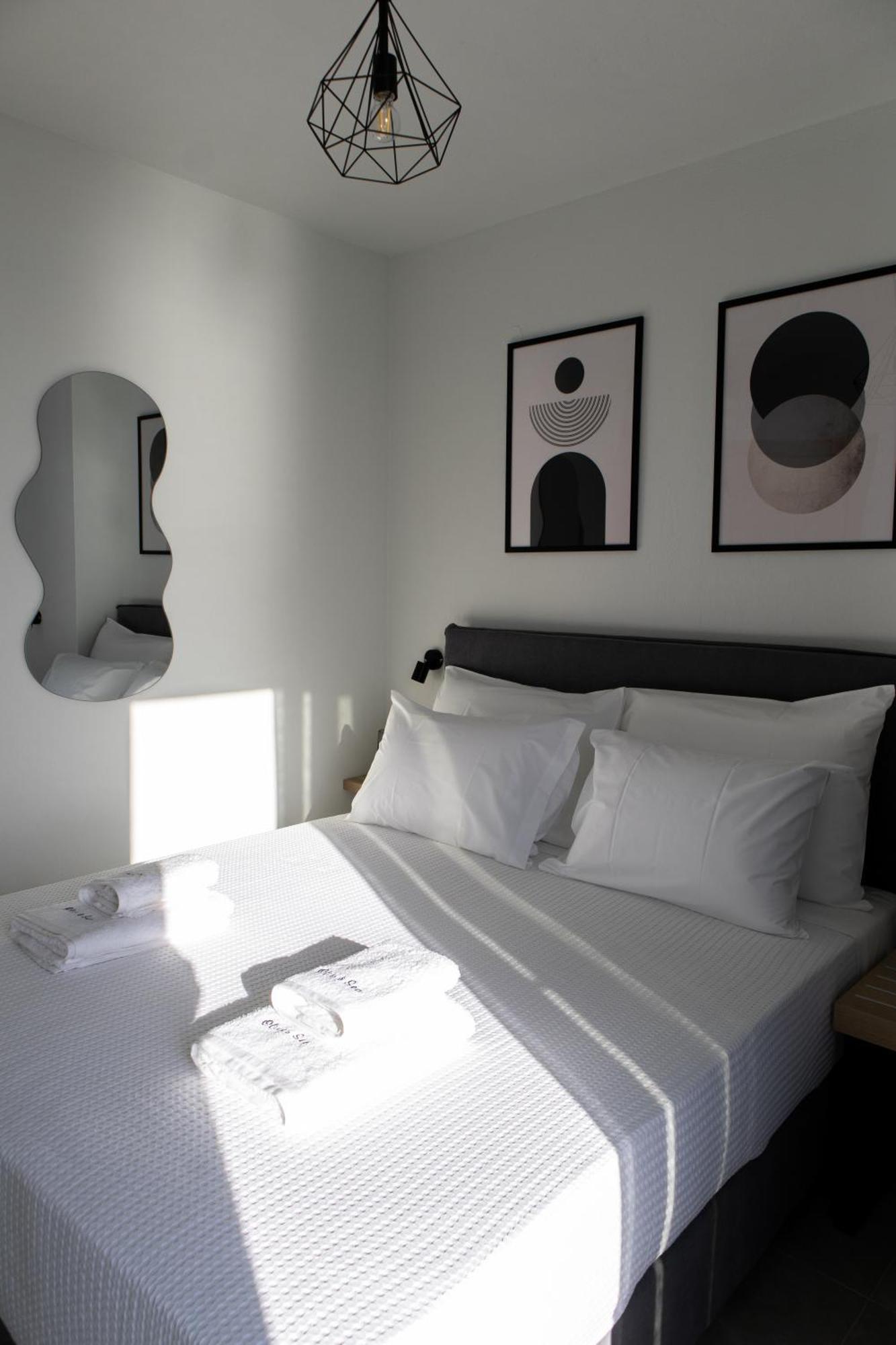 Olive & Sea Luxury Suites Skala Sotiros Extérieur photo